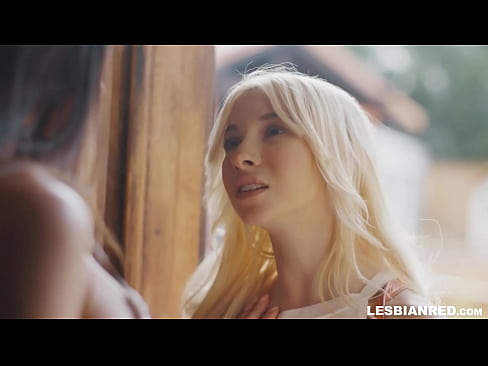❤️ Dívka se po několika měsících vrátí domů a skončí u lízání kundy své nevlastní matky ❤️❌ Ruské porno u nás cs.marketapp.top ﹏