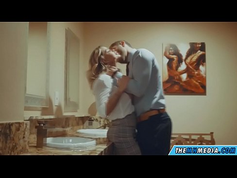 ❤️ Když vás na veřejných záchodcích svádí prsatá blondýna. ❤️❌ Ruské porno u nás cs.marketapp.top ﹏